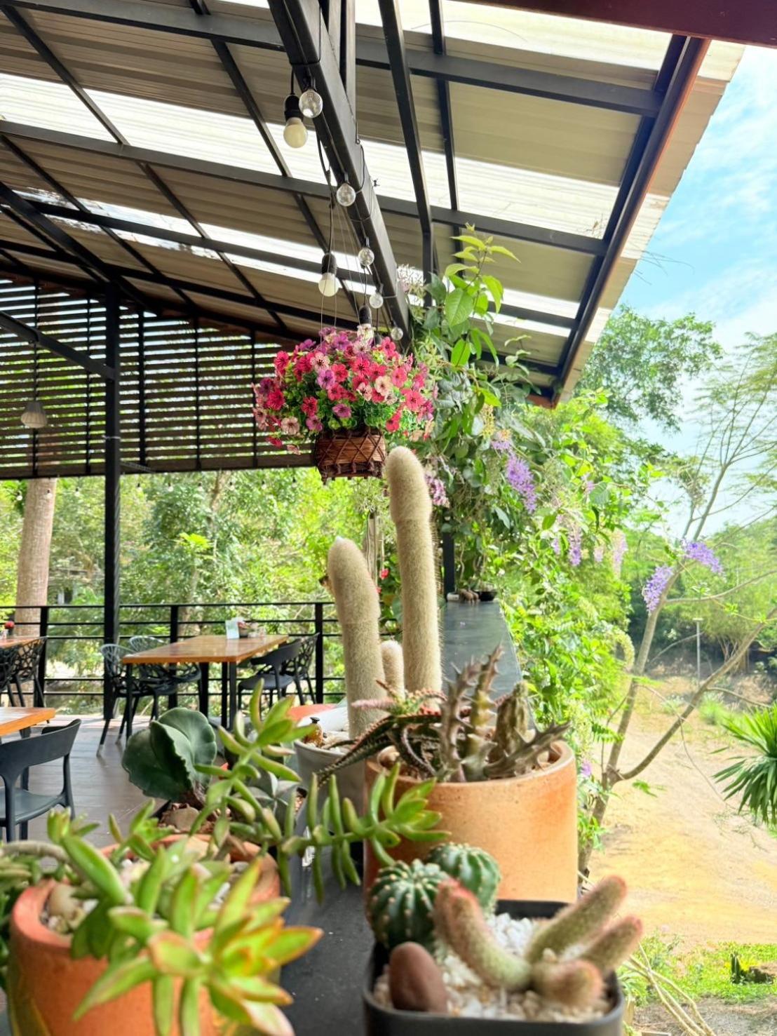 Baan Suan Hill Resort Ban Tha Khun Exterior foto